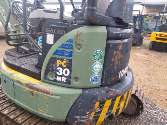 ขายรถแมคโค KOMATSU PC30MR-2 แทรคเหล็ก คอนโทรลสั้น ปั้มนิ้ว มีไปบ์ปิ้ง ติอต่อ 098-7962549