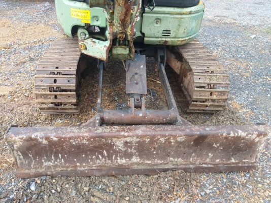 ขายรถแมคโค KOMATSU PC30MR-2 แทรคเหล็ก คอนโทรลสั้น ปั้มนิ้ว มีไปบ์ปิ้ง ติอต่อ 098-7962549