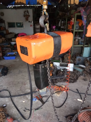 ขายรอกไฟฟ้ามือสอง รอกสลิงไฟฟ้ามือสอง รอกโซ่ ทุกขนาด