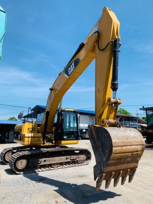 ขายดาวน์ 750,000 CAT320DGC ผ่อน48,150x48=2,311,200 รวม3,061,200ไมล์3,544ชม.