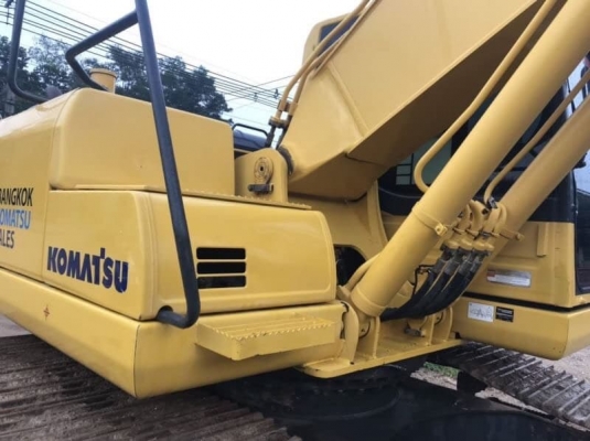 แบคโฮ KOMATSU PC200-8 แบคโฮ KOMATSU PC200-8