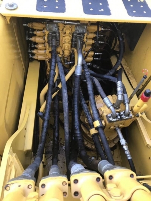 แบคโฮ KOMATSU PC200-8 แบคโฮ KOMATSU PC200-8