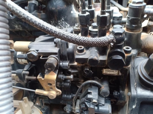 มาใหม่ค่ะ KOBELCO SK40SR-3 เก่านอกแท้  สภาพสวย ใช้งานมาน้อย  มีลายแย๊ก  ใช้  โทร 089-3818694  จ๊อย