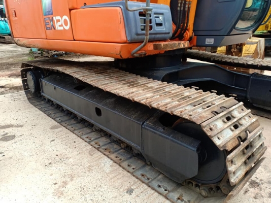 ขายจ้า..HITACHI EX120-5 เก่านอกแท้  เดิมๆๆ  มีลายแย๊ก ใช้งานมา 7,xxx ชั่วโมง  สภาพสวย พร้อมใช้ โทร 089-3818694 จ๊อย