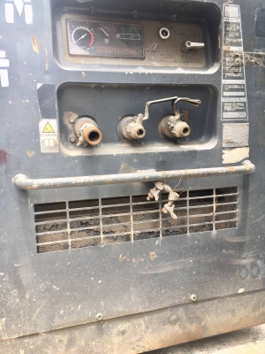 AIRMAN PDS175S-5B2 : 175CFM เครื่องปั๊มลมญี่ปุ่น โทร. 080-6565422 (หนิง)