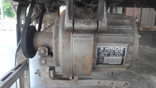 จักรโพ้งอุตสาหกรรม JUKI รุ่น MO-357  5 เส้น MADE IN JAPAN