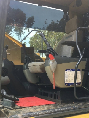 ขายKOMATSU PC160-8 ไมล์10,995 ราคา 1,100,000 ขายKOMATSU PC160-8 ไมล์10,995 ราคา 1,100,000