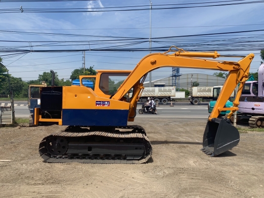 ขาย รถแม็คโคร KOMATSU 10HT(ขนาด 6 ตัน)พร้อมใช้งาน นำเข้าเองจากประเทศญี่ปุ่น ติดต่อ 063-9316985 ID LINE : 0639316985 ครับ