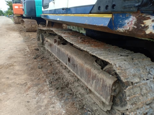 ขายจ้า..KOBELCO SK120-1 มาร์คทรี เก่าใน  ปั๊มดี  เครื่องดี  ไฟฟ้าครบ  เอกสารเล่มทะเบียน  สภาพสวย พร้อมใช้  โทร 089-3818694  จ๊อย