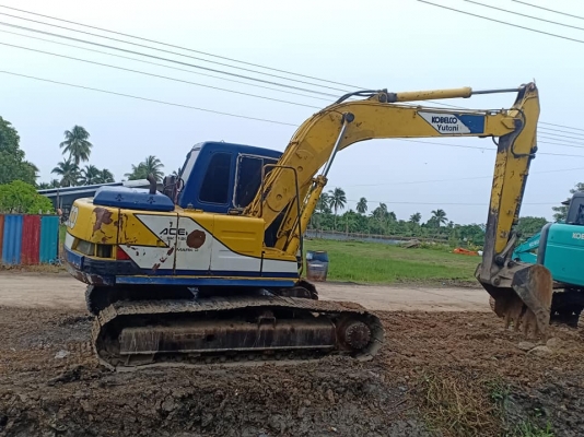 ขายจ้า..KOBELCO SK120-1 มาร์คทรี เก่าใน  ปั๊มดี  เครื่องดี  ไฟฟ้าครบ  เอกสารเล่มทะเบียน  สภาพสวย พร้อมใช้  โทร 089-3818694  จ๊อย