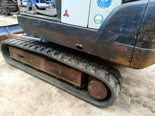 ขายจ้า..MITSUBISHI. MM30B เก่านอกแท้   สภาพสวย  เดิมๆๆ  เครื่องปั๊มดี พร้อมใช้  โทร  089-3818694  จ๊อย