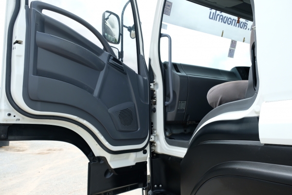 ขาย ISUZU GXZ 360 แรงม้า ปี 58 รถสวยพร้อมใช้งาน เอกสารพร้อมโอน สนใจติดต่อเรา ดำสุโขทัย โทร 089-70879