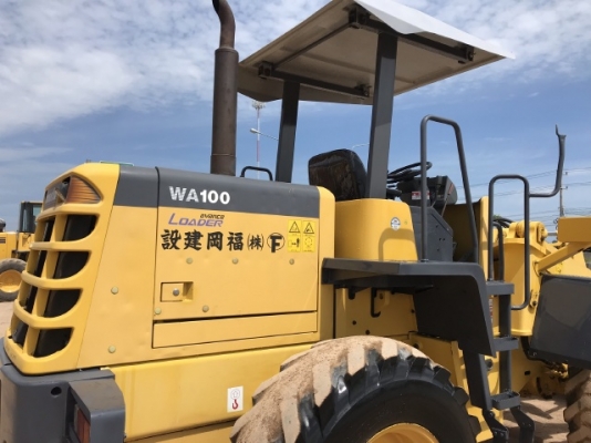 ขายรถตักล้อยาง KOMATSU WA100-3 (2,XXX ชั่วโมง) นำเข้าเองจากญี่ปุ่น สภาพสวยพร้อมใช้งาน