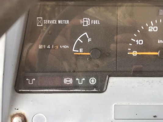 ขายรถตักล้อยาง KOMATSU WA100-3 (2,XXX ชั่วโมง) นำเข้าเองจากญี่ปุ่น สภาพสวยพร้อมใช้งาน