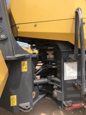 ขายรถตักล้อยาง KOMATSU WA100-6 ปี 2013 นำเข้าเองจากญี่ปุ่น สภาพสวยพร้อมใช้งาน มีVDOการทำงานครับ