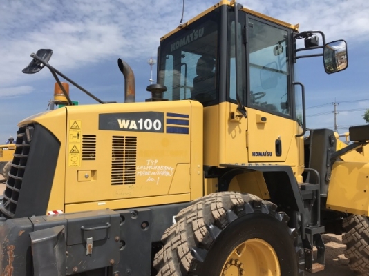 ขายรถตักล้อยาง KOMATSU WA100-6 ปี 2013 นำเข้าเองจากญี่ปุ่น สภาพสวยพร้อมใช้งาน มีVDOการทำงานครับ