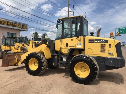 ขายรถตักล้อยาง KOMATSU WA100-6 ปี 2013 นำเข้าเองจากญี่ปุ่น สภาพสวยพร้อมใช้งาน มีVDOการทำงานครับ