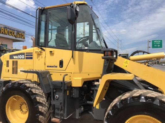 ขายรถตักล้อยาง KOMATSU WA100-6 ปี 2013 นำเข้าเองจากญี่ปุ่น สภาพสวยพร้อมใช้งาน มีVDOการทำงานครับ