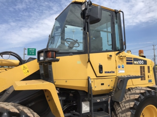 ขายรถตักล้อยาง KOMATSU WA100-6 ปี 2013 นำเข้าเองจากญี่ปุ่น สภาพสวยพร้อมใช้งาน มีVDOการทำงานครับ