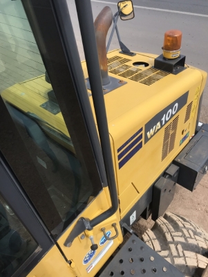 ขายรถตักล้อยาง KOMATSU WA100-6 ปี 2013 นำเข้าเองจากญี่ปุ่น สภาพสวยพร้อมใช้งาน มีVDOการทำงานครับ