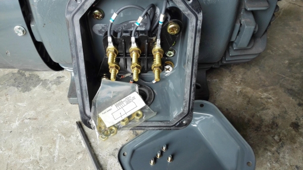 มอเตอร์ต้นกำลังรอบช้าของใหม่ TECO 10 HP 6 POLE 965 RPM 380V รอบช้าทอร์คหนักแรงบิดดี มอเตอร์ต้นกำลังรอบช้าของใหม่ TECO 10 HP 6 POLE 965 RPM 380V รอบช้าทอร์คหนักแรงบิดดี