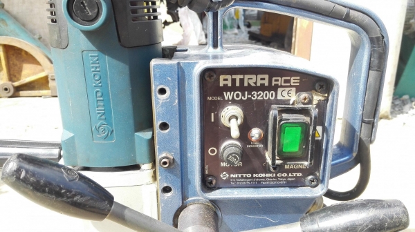 สว่านแม่เหล็กเจ็ทบอชญี่ปุ่น NITTO JET-BROACH JAPAN รุ่น WOJ 3200 เจาะโต 32 mm ระยะทำงาน 50 mm ไฟบ้าน 220V สภาพสวยพร้อมใช้ สว่านแม่เหล็กเจ็ทบอชญี่ปุ่น NITTO JET-BROACH JAPAN รุ่น WOJ 3200 เจาะโต 32 mm ระยะทำงาน 50 mm ไฟบ้าน 220V สภาพสวยพร้อมใช้