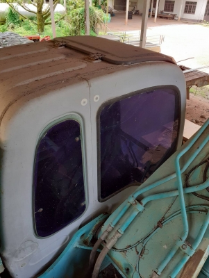 ขาย รถแบคโฮ KOBELCO SK200 YN08 SUPER