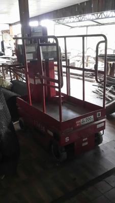 รถกระเช้ายกสูง 3 เมตรเก่าญี่ปุ่น