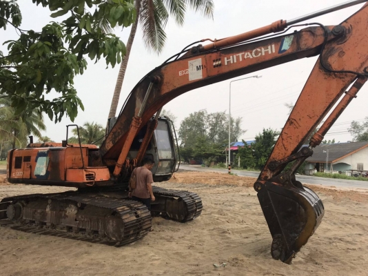 ขายรถแบคโฮ HITACHI EX200-3 ราคา 400000