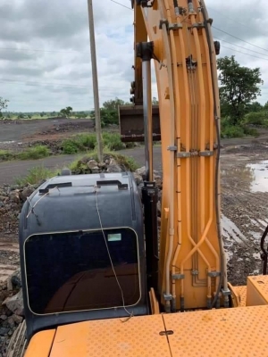 ขาย 1,090,000 บาท JCB JS200SC ทำงาน 9,182 ชม เครื่องดี ปั้มแรง โช่หนา เอวแน่น ไฟฟ้าครบ เอกสารเล่มทะเบียน  รถอยู่  สุรินทร์ โทร 0610710295  สนใจ รายการสินค้า อื่นๆ ที่ เว็ปไชค์ Truck2Hand https://www.truck2hand.com/index.php?actions=content/search&amp;memb