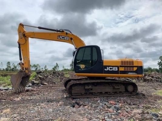 ขาย 890,000 บาท JCB JS200SC ทำงาน 10,127 ชม เครื่องดี ปั้มแรง โช่หนา เอวแน่น ไฟฟ้าครบ เอกสารเล่มทะเบียน  รถอยู่  สุรินทร์ โทร 0610710295  สนใจ รายการสินค้า อื่นๆ ที่ เว็ปไชค์ Truck2Hand https://www.truck2hand.com/index.php?actions=content/search&amp;membe