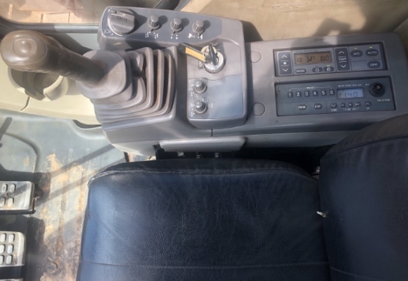 ขายรถขุด HITACHI ZX75US-3 ปี 2010 หัวกระแทก นำเข้าเองจากญี่ปุ่น สภาพพร้อมใช้ มีVDOการทำงานครับ