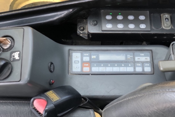 ขายรถขุด 313DCR ปี 2013 (3,xxx ชั่วโมง) นำเข้าเองจากญี่ปุ่น สภาพสวยพร้อมใช้ มีVDOการทำงานครับ