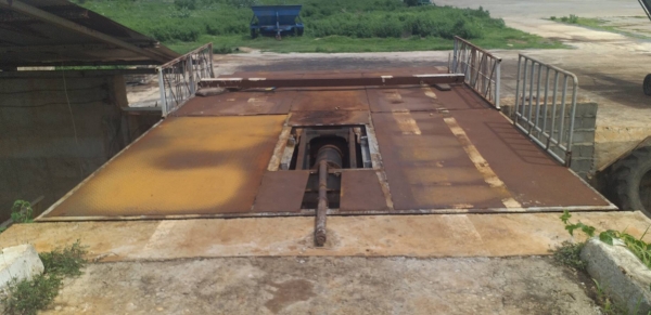 ขายด่วน อุปกรณ์ เครื่องโม่ ลาก แท่นดั้ม เทมัน อีซุ160แรงปั่น และอุปกรณ์อื่นๆพร้อมใช้งาน สร้างอาชีพได้เลย เพียง 650000 บาท