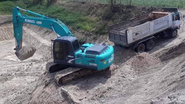 ขายKOBELCO SK200-8YN12 SUPER XM 7,300ชม.เอกสารอินวอยราคา 2,250,000