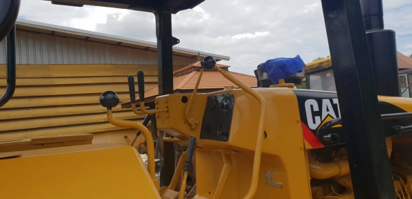ขายแทรคเตอร์CAT D6D เกียร์ตัด เครื่อง10Z ขายแทรคเตอร์CAT D6D เกียร์ตัด เครื่อง10Z