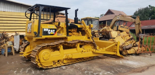 ขายแทรคเตอร์CAT D6D เกียร์ตัด เครื่อง10Z ขายแทรคเตอร์CAT D6D เกียร์ตัด เครื่อง10Z