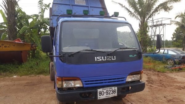 ขาย6ล้อดั้มพ์ISUZU NPR115 แรงม้าราคา 280,000
