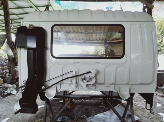 ขาย หัวเก๋ง isuzu เดก้า มีขาดีดหน้า-ขาหลัง กันชน คันเกียร์ เบรคทอฟฟี่ ภายในครบ พร้อมใช้งาน