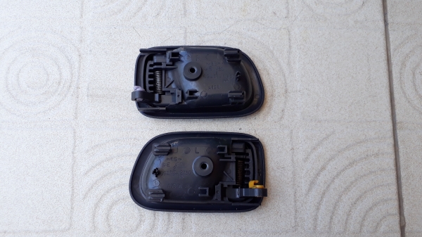 มือเปิดประตูด้านใน TOYOTA AE110 AE111