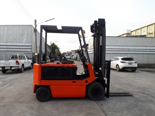 ขายรถโฟล์คลิฟท์ไฟฟ้ายี่ห้อ NISSAN QP02