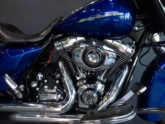 FLHX Street Glide 2009 Abs
