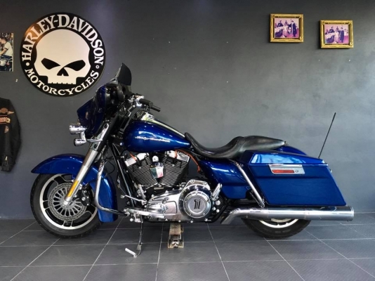 FLHX Street Glide 2009 Abs