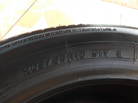 ยางคัดสภาพ Yokohama Decibel E70  205/55R16 ผลิตปี 2018 มีประกัน ทั้งชุด 3,990 Net ใส่ถ่วงฟรี รับบัตร ส่งทั่วไทย