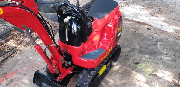 แบคโฮ pc01 พร้อมใช้งาน