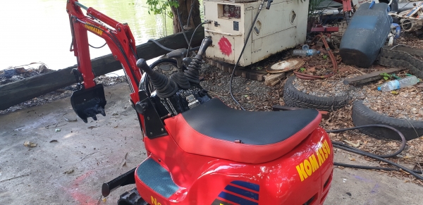 แบคโฮ pc01 พร้อมใช้งาน