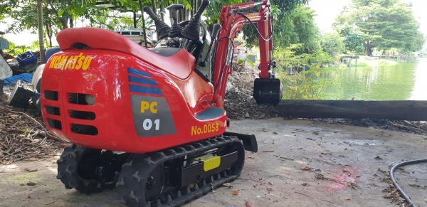 แบคโฮ pc01 พร้อมใช้งาน