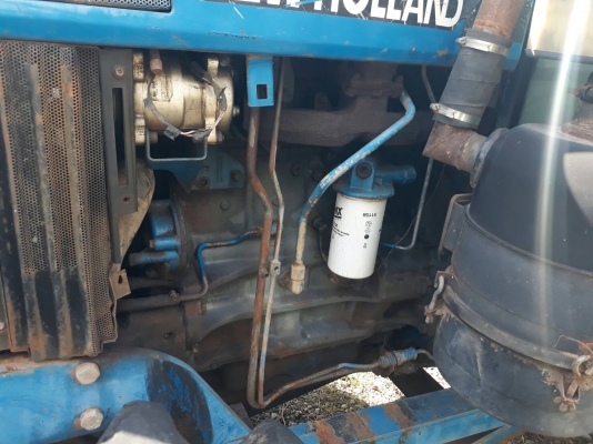 ขายด่วน FORD 6640 - 2 เพลา ตู้เก๋ง คานหน้าคาเรโร่ สวยจัดพร้อมใช้งาน อุปกรณ์ครบ ใบดันหน้า,ผาน 7 เครื่องดีเกียร์ดีใช้งานได้ปกติดีทุกอย่าง เอกสารสัญญาซื้อขาย