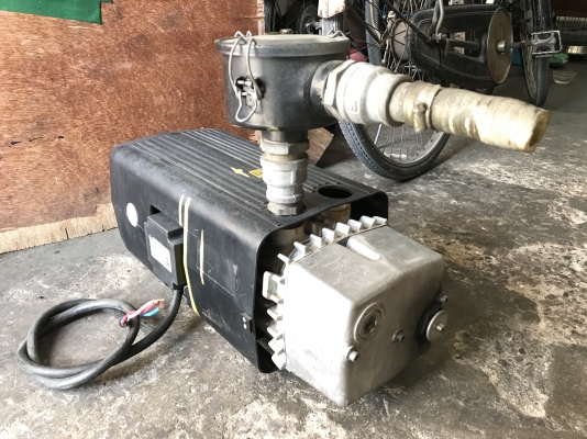 ขายปั๊มแวคคั่มสุญญากาศ ATB(Busch) 1.68HP. 380V made in Germany สภาพสวย หมุนนิ่ม ดูดแรง พร้อมใช้งาน