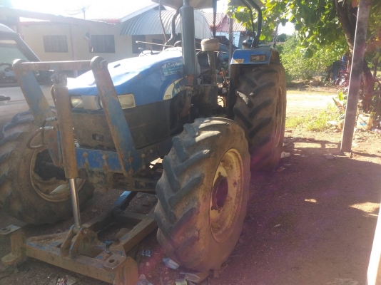 ขายด่วน รถไถ NEW HOLLAN T77 สองเพลา ขายตามสภาพ ชุดเพลาหน้าถอดเฟืองออกทั้งสองข้าง เครื่องเกียร์ดี ระบบไฮดรอลิดพร้อมใช้งาน สนใจสอบถาม 093 0764943  คุณ ตั้ม ราคา 280000